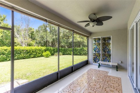 House in Orlando, Florida 4 bedrooms, 253.62 sq.m. № 2203560 - photo 24