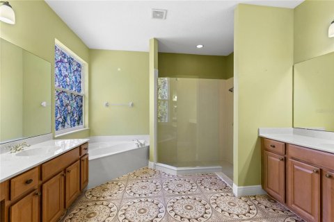 House in Orlando, Florida 4 bedrooms, 253.62 sq.m. № 2203560 - photo 16