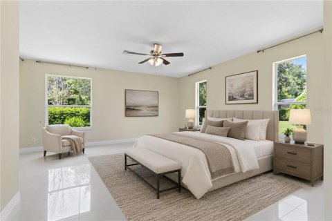House in Orlando, Florida 4 bedrooms, 253.62 sq.m. № 2203560 - photo 14
