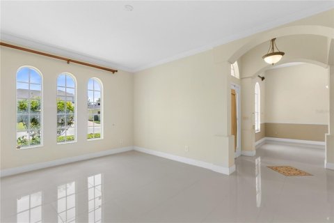 House in Orlando, Florida 4 bedrooms, 253.62 sq.m. № 2203560 - photo 3