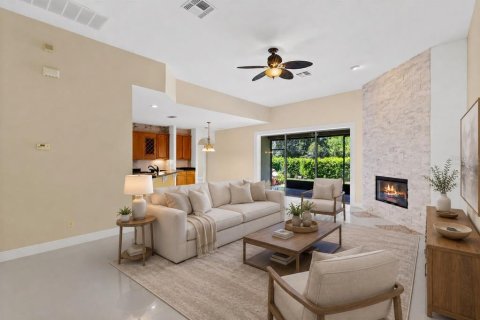 House in Orlando, Florida 4 bedrooms, 253.62 sq.m. № 2203560 - photo 6