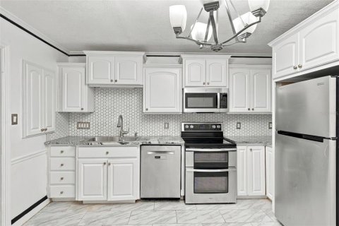Casa en venta en Winter Haven, Florida, 2 dormitorios, 125.42 m2 № 2388204 - foto 11