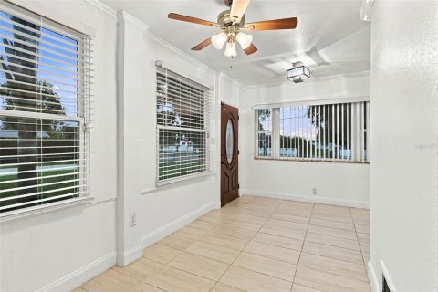 Casa en venta en Winter Haven, Florida, 2 dormitorios, 125.42 m2 № 2388204 - foto 6