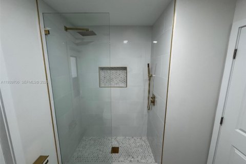 Купить виллу или дом в Форт Майерс, Флорида 3 спальни, 157.38м2, № 2053838 - фото 9