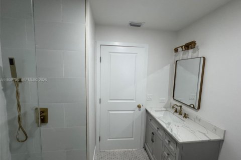 Купить виллу или дом в Форт Майерс, Флорида 3 спальни, 157.38м2, № 2053838 - фото 10