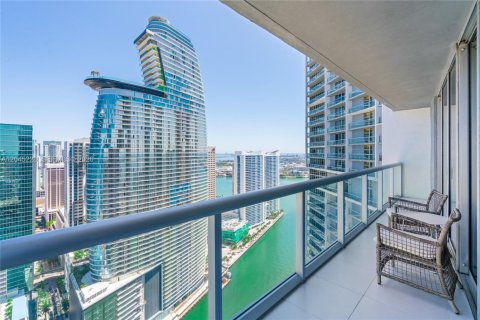 Condo à Miami, Floride, 2 chambres  № 2242135