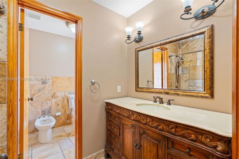 Villa ou maison à vendre à Miami, Floride: 4 chambres, 181.35 m2 № 2186174 - photo 24
