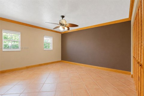Villa ou maison à vendre à Miami, Floride: 4 chambres, 181.35 m2 № 2186174 - photo 22
