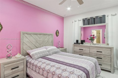 Casa en venta en Lehigh Acres, Florida, 3 dormitorios № 1923036 - foto 15