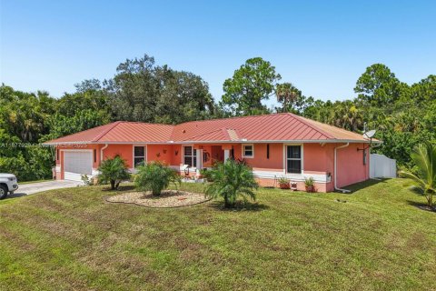 Casa en venta en Lehigh Acres, Florida, 3 dormitorios № 1923036 - foto 29