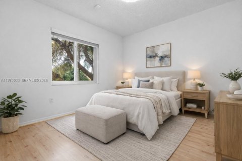 Купить таунхаус в Мирамар, Флорида 4 спальни, 154.78м2, № 2033300 - фото 11