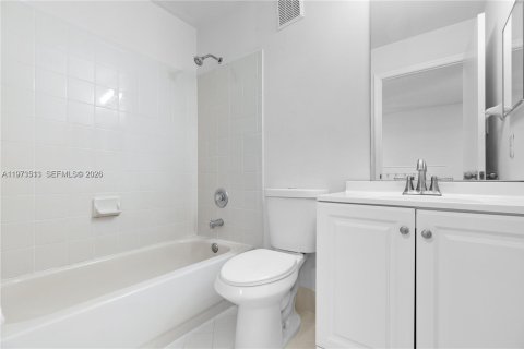 Купить таунхаус в Мирамар, Флорида 4 спальни, 154.78м2, № 2033300 - фото 16