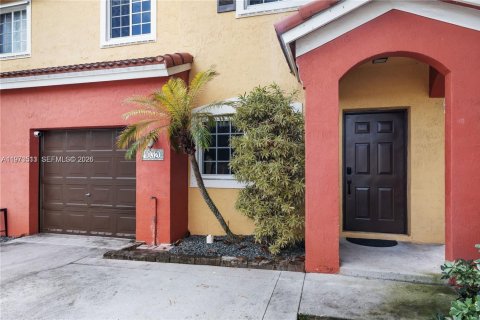 Купить таунхаус в Мирамар, Флорида 4 спальни, 154.78м2, № 2033300 - фото 18