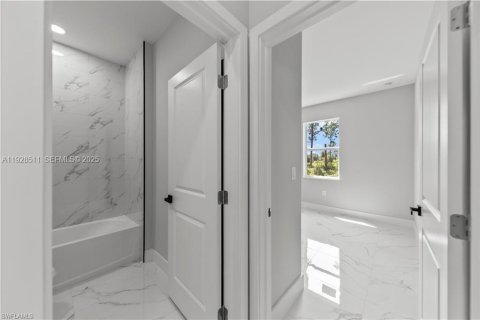 Купить виллу или дом в Лихай-Эйкерс, Флорида 3 спальни, № 1986956 - фото 19