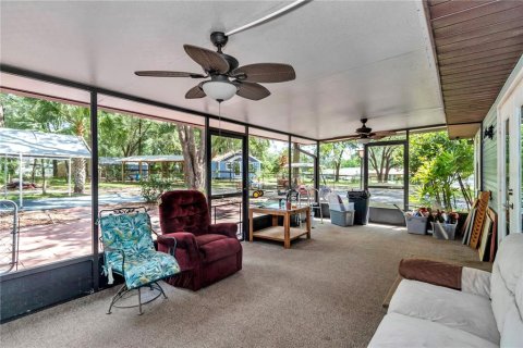 Villa ou maison à vendre à Ocklawaha, Floride: 3 chambres, 130.16 m2 № 2230800 - photo 28