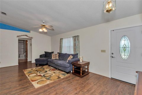 Villa ou maison à vendre à Ocklawaha, Floride: 3 chambres, 130.16 m2 № 2230800 - photo 7
