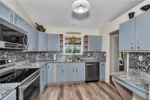 Villa ou maison à vendre à Ocklawaha, Floride: 3 chambres, 130.16 m2 № 2230800 - photo 20