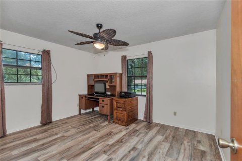 Villa ou maison à vendre à Ocklawaha, Floride: 3 chambres, 130.16 m2 № 2230800 - photo 14