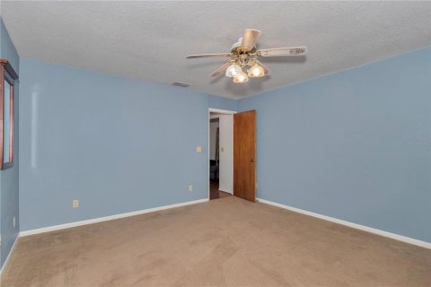 Villa ou maison à vendre à Ocklawaha, Floride: 3 chambres, 130.16 m2 № 2230800 - photo 16