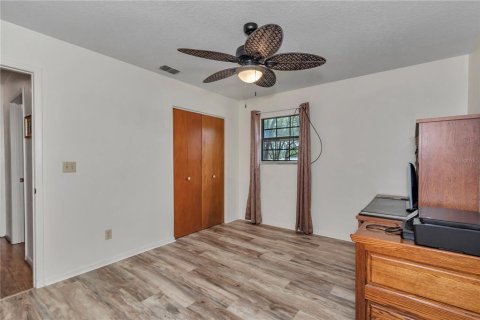 Villa ou maison à vendre à Ocklawaha, Floride: 3 chambres, 130.16 m2 № 2230800 - photo 13