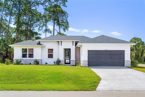 House in North Port, Florida 4 bedrooms, 165.27 sq.m. № 1806942 - photo 2