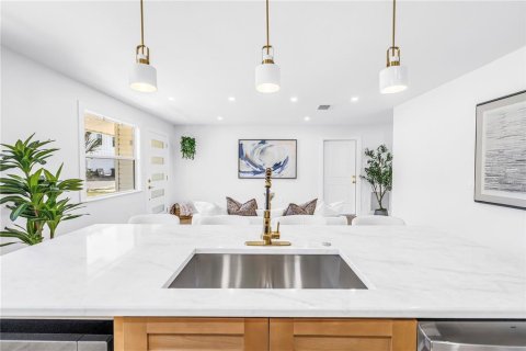 Villa ou maison à vendre à Saint Petersburg, Floride: 2 chambres, 95.32 m2 № 2151618 - photo 8
