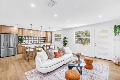 Villa ou maison à vendre à Saint Petersburg, Floride: 2 chambres, 95.32 m2 № 2151618 - photo 4