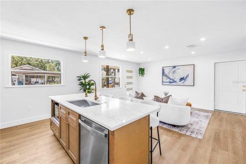 Villa ou maison à vendre à Saint Petersburg, Floride: 2 chambres, 95.32 m2 № 2151618 - photo 10