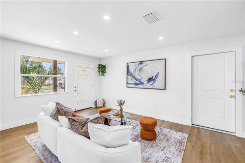 Villa ou maison à vendre à Saint Petersburg, Floride: 2 chambres, 95.32 m2 № 2151618 - photo 11
