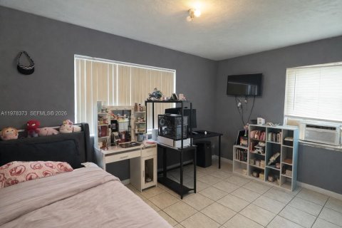 Купить коммерческую недвижимость в Майами, Флорида 130.43м2, № 2044039 - фото 5