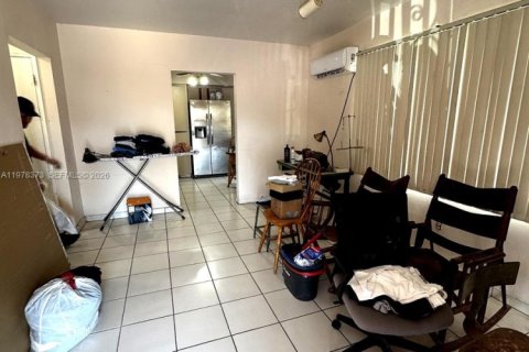 Купить коммерческую недвижимость в Майами, Флорида 130.43м2, № 2044039 - фото 7