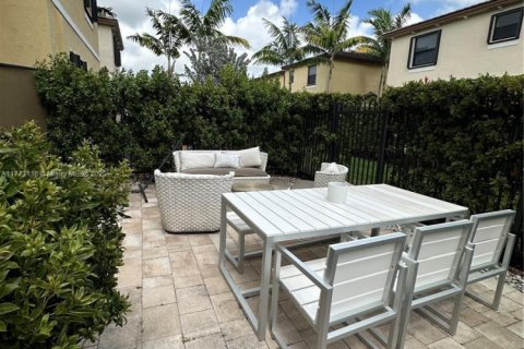 Adosado en venta en Davie, Florida, 3 dormitorios, 133.59 m2 № 1700718 - foto 6