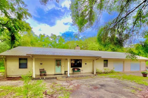 House in Melrose, Florida 3 bedrooms, 170.01 sq.m. № 2107882