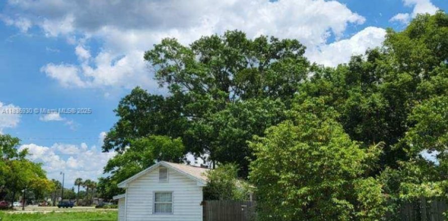 House in Sanford, Florida 1 bedroom № 1821974