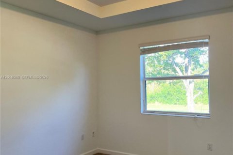Townhouse in Homestead, Florida 3 bedrooms, 133.97 sq.m. № 2254226 - photo 13