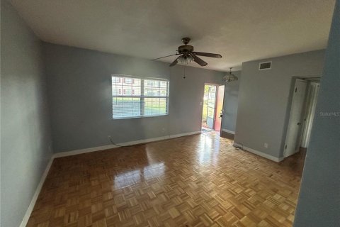Condominio en alquiler en Orlando, Florida, 1 dormitorio, 70.98 m2 № 1540672 - foto 2