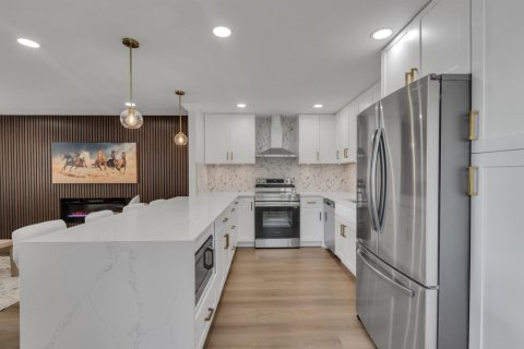 Condo in Delray Beach, Florida, 1 bedroom  № 1186581 - photo 1