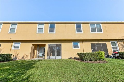 Townhouse in Orlando, Florida 3 bedrooms, 169.92 sq.m. № 1551932 - photo 18