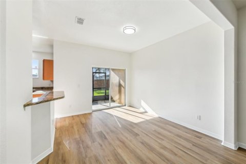 Townhouse in Orlando, Florida 3 bedrooms, 169.92 sq.m. № 1551932 - photo 5