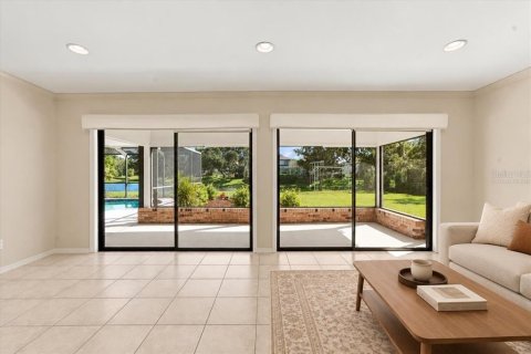Villa ou maison à vendre à Tampa, Floride: 5 chambres, 231.7 m2 № 2431057 - photo 26