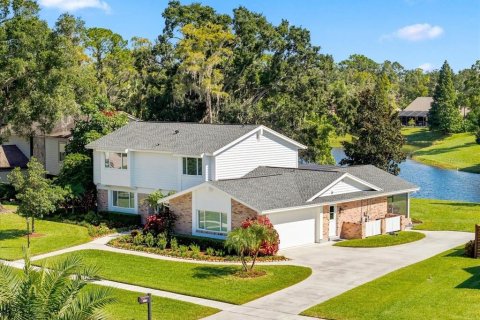 Villa ou maison à Tampa, Floride 5 chambres, 231.7 m2 № 2431057