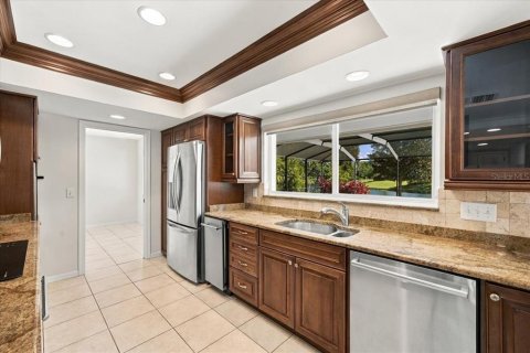 Villa ou maison à vendre à Tampa, Floride: 5 chambres, 231.7 m2 № 2431057 - photo 17
