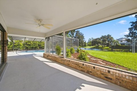 Villa ou maison à vendre à Tampa, Floride: 5 chambres, 231.7 m2 № 2431057 - photo 8