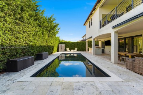Villa ou maison à vendre à Miami, Floride: 5 chambres, 299.42 m2 № 1990884 - photo 28