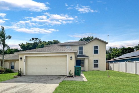 Villa ou maison à louer à Sanford, Floride: 4 chambres, 199 m2 № 2116065 - photo 2
