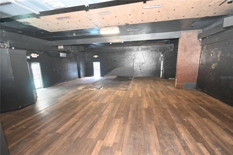 Immobilier commercial à vendre à Orlando, Floride: 396.97 m2 № 1901072 - photo 11