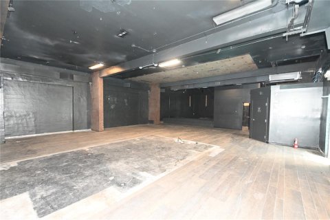 Immobilier commercial à vendre à Orlando, Floride: 396.97 m2 № 1901072 - photo 2