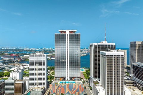 Copropriété à vendre à Miami, Floride: 2 chambres, 122.82 m2 № 1957570 - photo 5