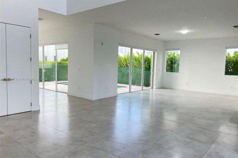 Villa ou maison à vendre à Doral, Floride: 5 chambres, 342.81 m2 № 2059933 - photo 7