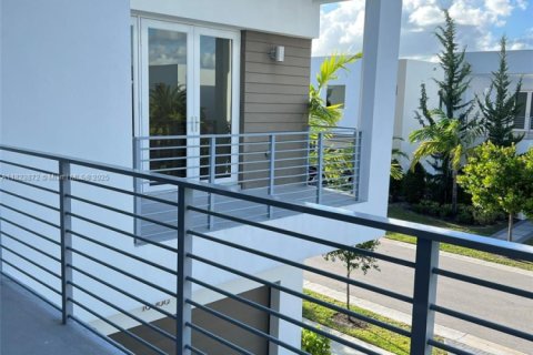 Villa ou maison à vendre à Doral, Floride: 5 chambres, 342.81 m2 № 2059933 - photo 27